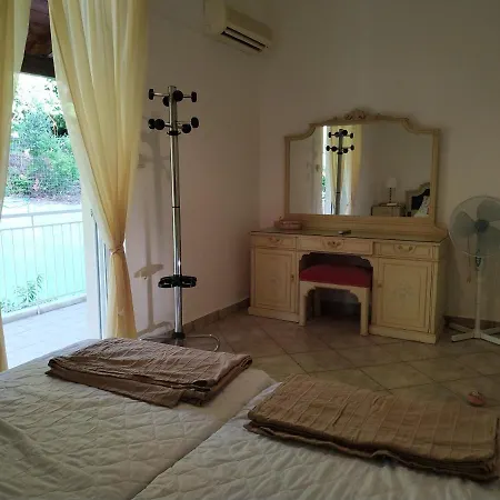 Kitries Sunshine Holiday home